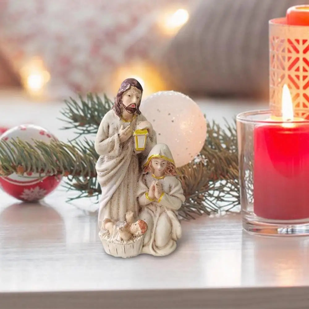 Krippenfigur (hl. Familie)